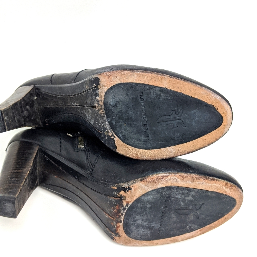 *Sold* FRYE Marissa Zip Short Boot Black Size 9M - Picture 9 of 12